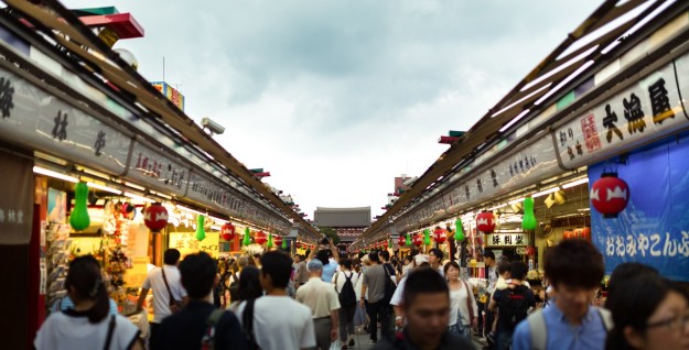 仲見世商店街